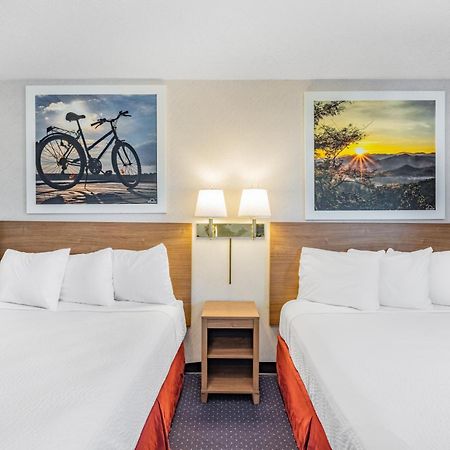 Days Inn By Wyndham Monticello Buitenkant foto