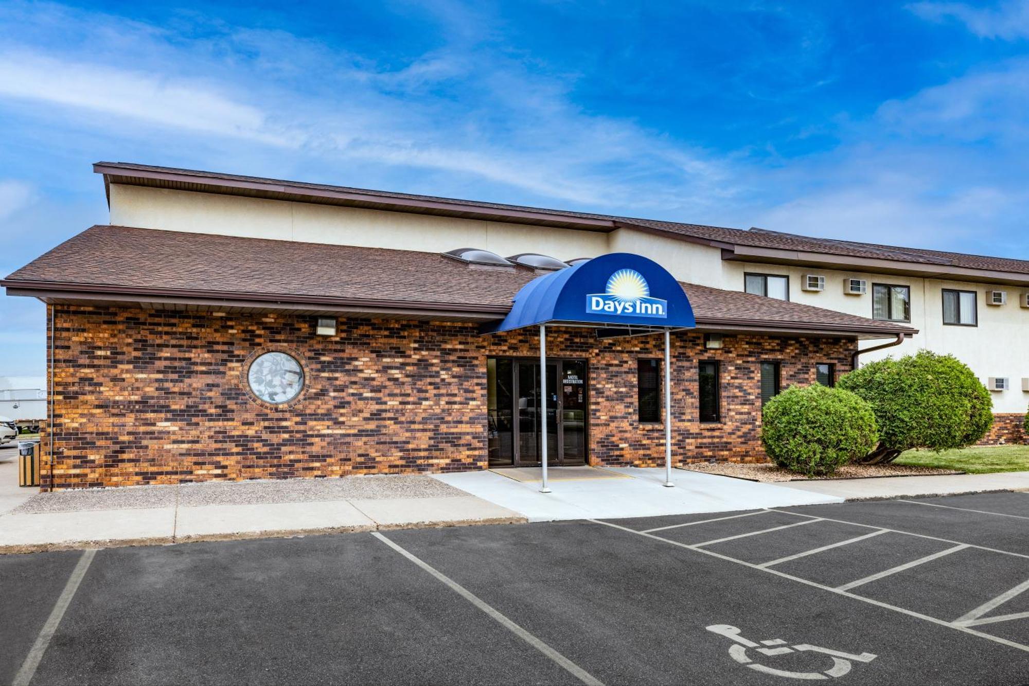 Days Inn By Wyndham Monticello Buitenkant foto